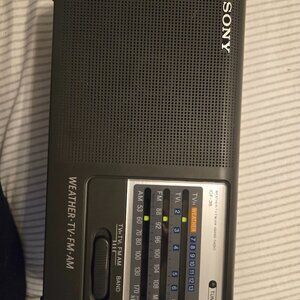 SONY PORTABLE RADIO
